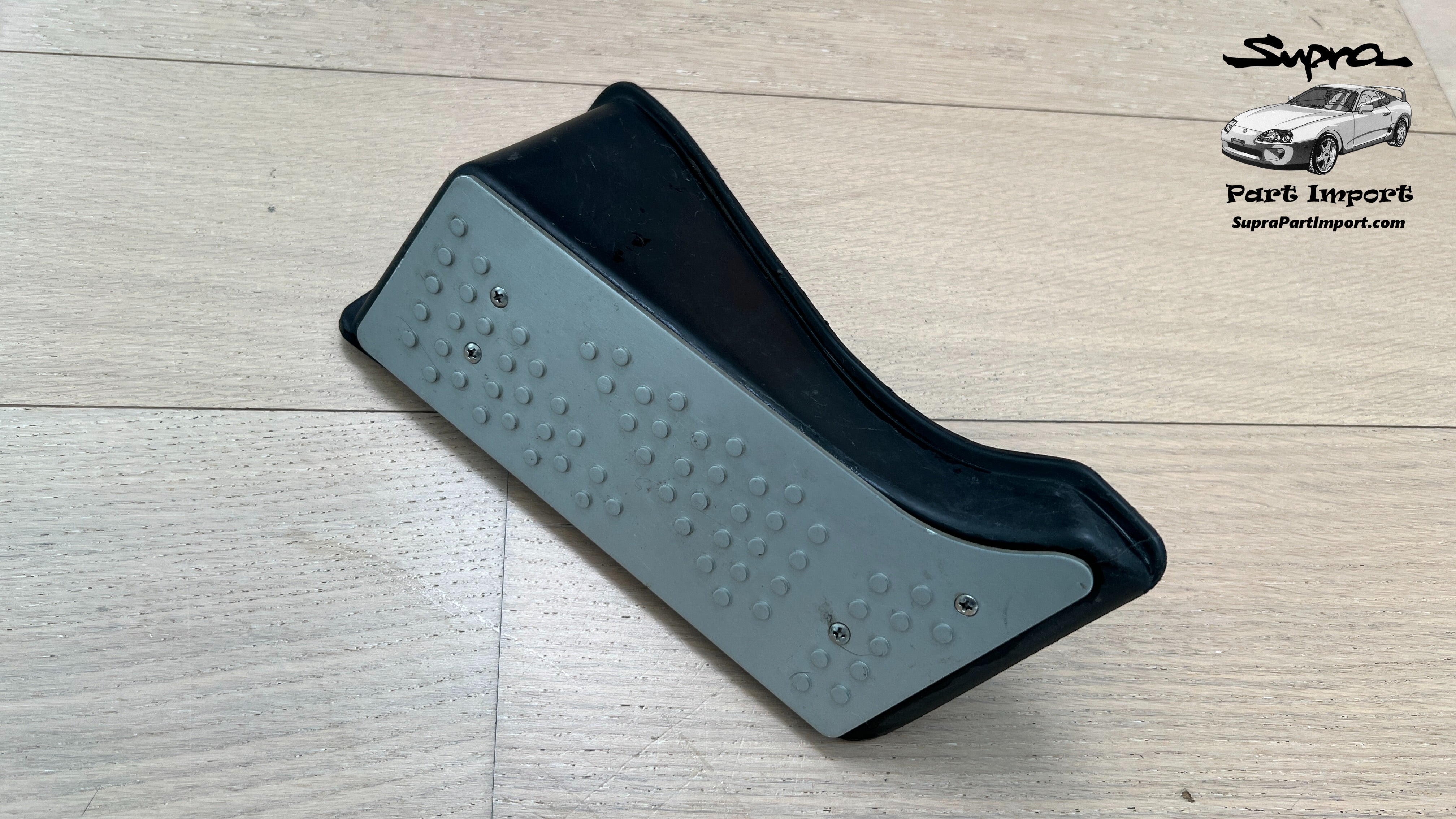 プレスト JZA80 Supra Genuine OEM RHD Dead Pedal/Footrest (58194-24010