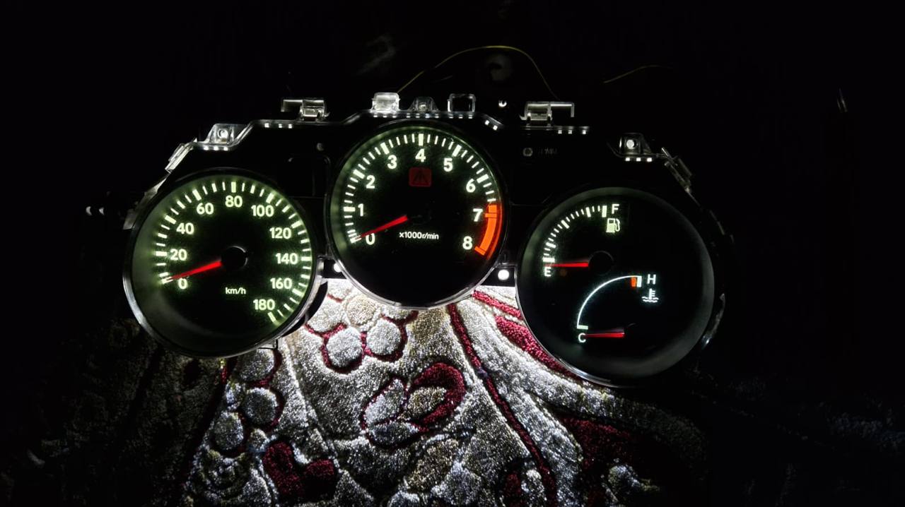 *RARE, LED CONVERTED, MINT* JZA80 Supra Genuine OEM S1 RHD J-Spec Manual Cluster Assembly (83010-1B790)