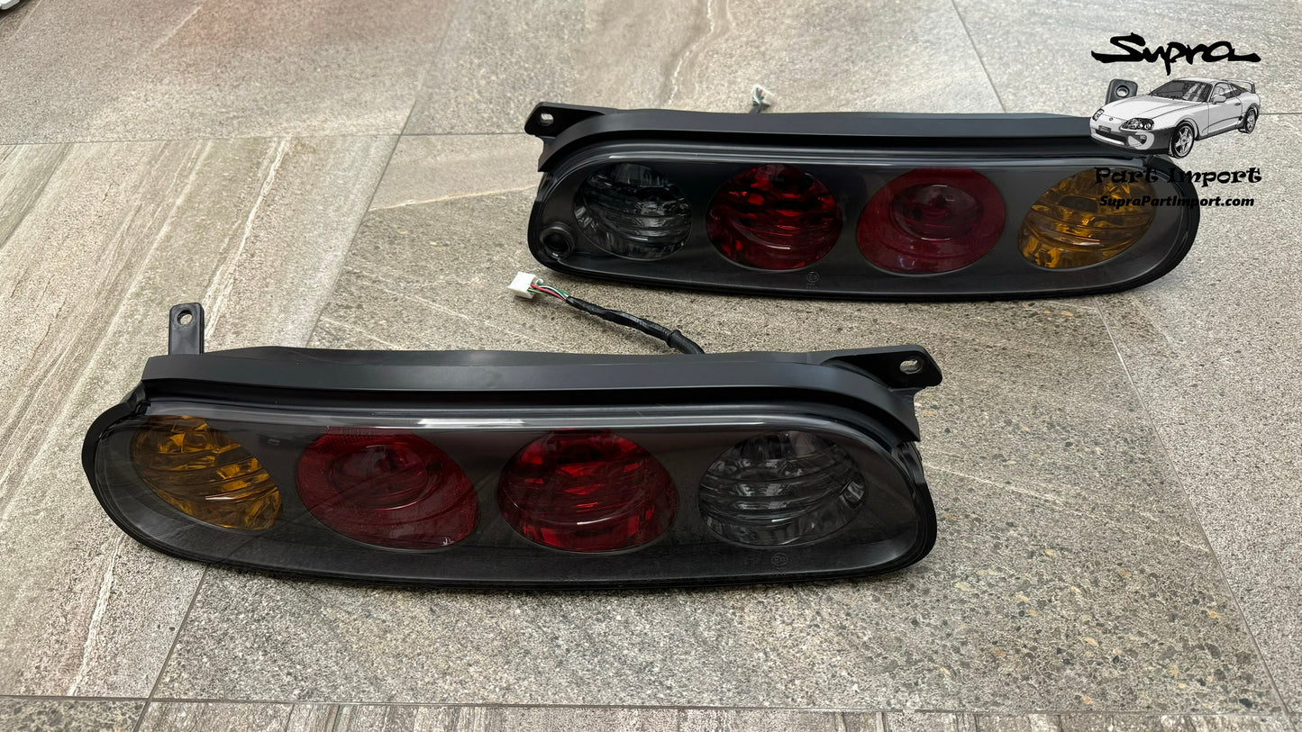 *MINT* JZA80 Supra Genuine OEM S2 Tail Light Assembly Set (81551-14700 + 81561-14700) | DS