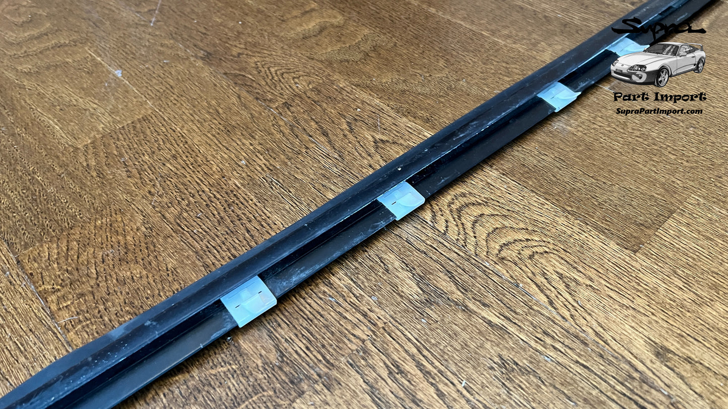 JZA80 Supra Genuine OEM LHD/RHD Right Side Front Door Belt Moulding (75710-14250)