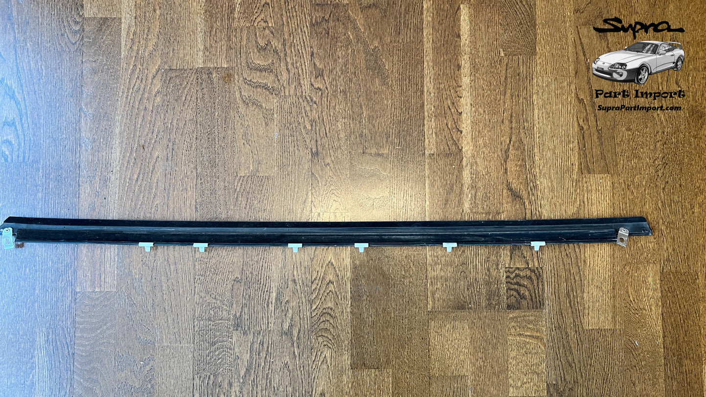 JZA80 Supra Genuine OEM LHD/RHD Right Side Front Door Belt Moulding (75710-14250)