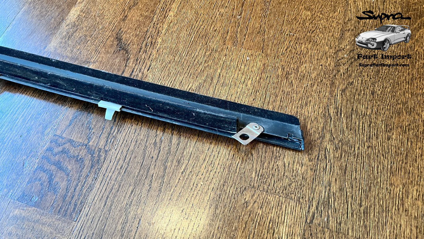 JZA80 Supra Genuine OEM LHD/RHD Right Side Front Door Belt Moulding (75710-14250)