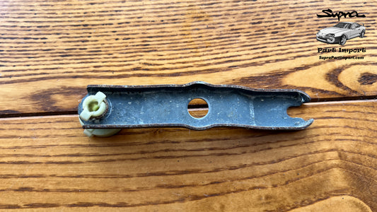 *DISCO* JZA80 Supra Genuine OEM Front Door Window Guide Lower Plate (67443-14030)