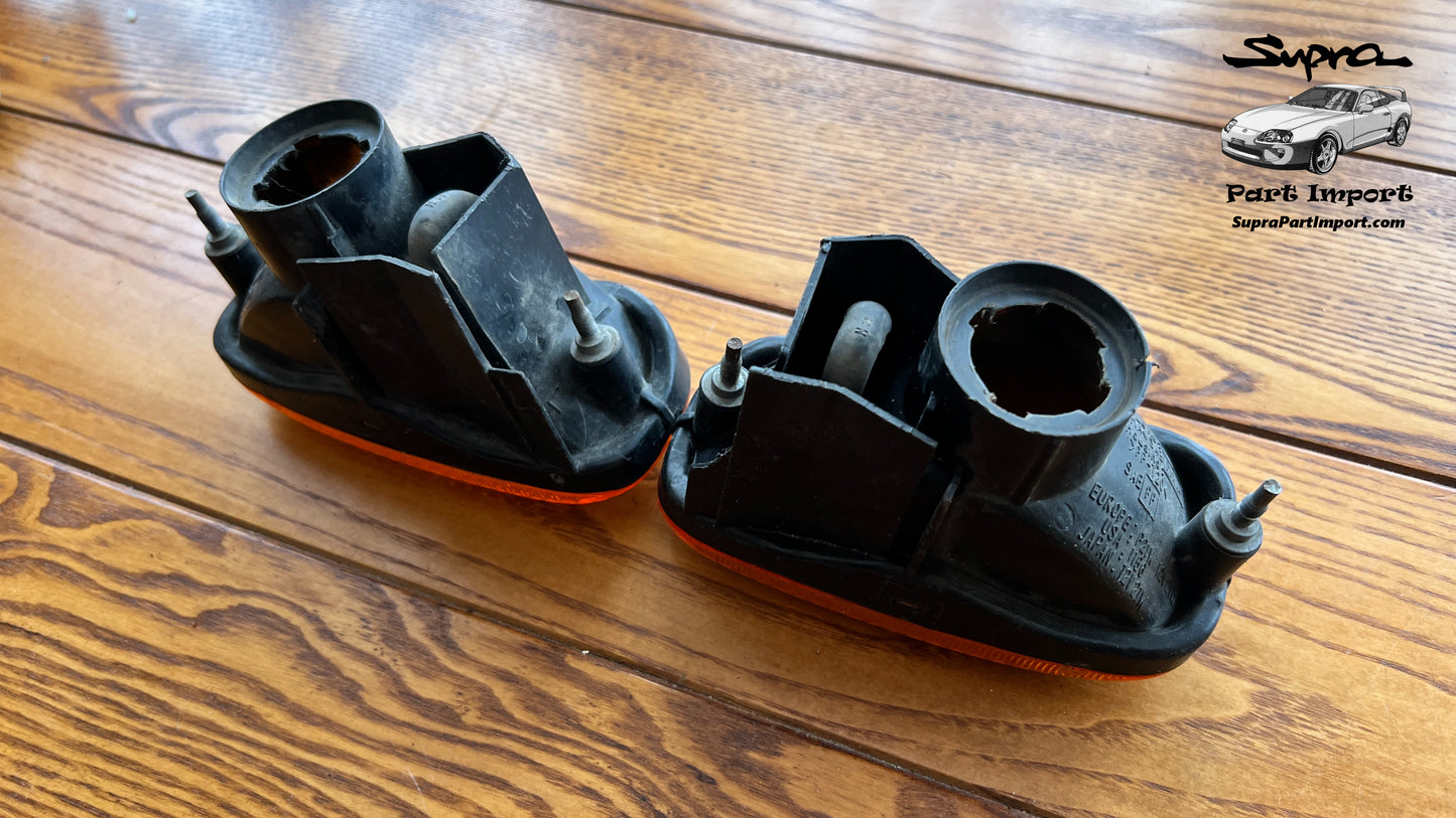 *DISCONTINUED* JZA80/MK4 Supra Genuine OEM LHD/RHD S1 Front Turn Signal Set (81511-14370 + 81521-14370)