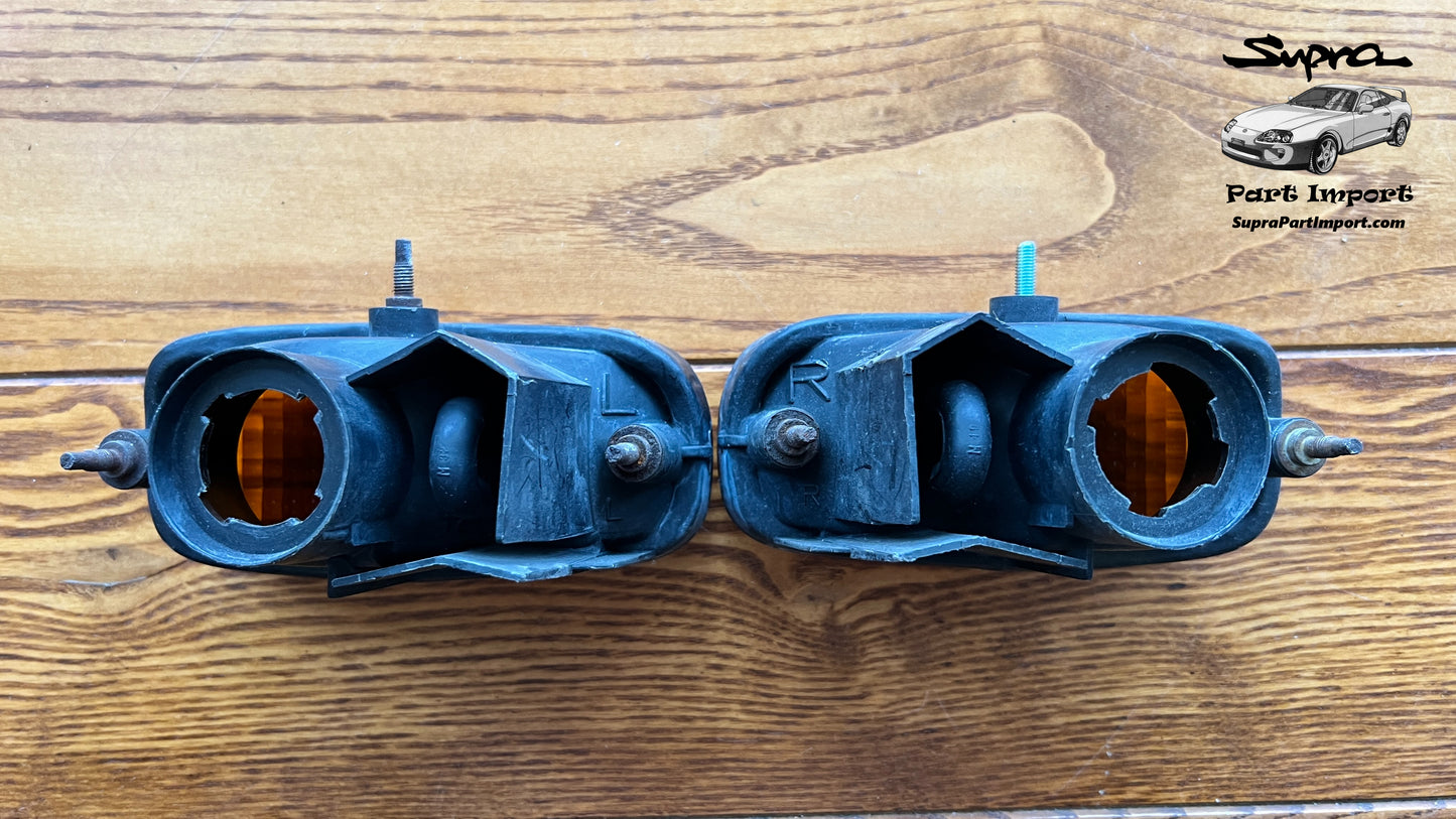 *DISCONTINUED, MINT* JZA80/MK4 Supra Genuine OEM LHD/RHD S1 Front Turn Signal Set (81511-14370 + 81521-14370)