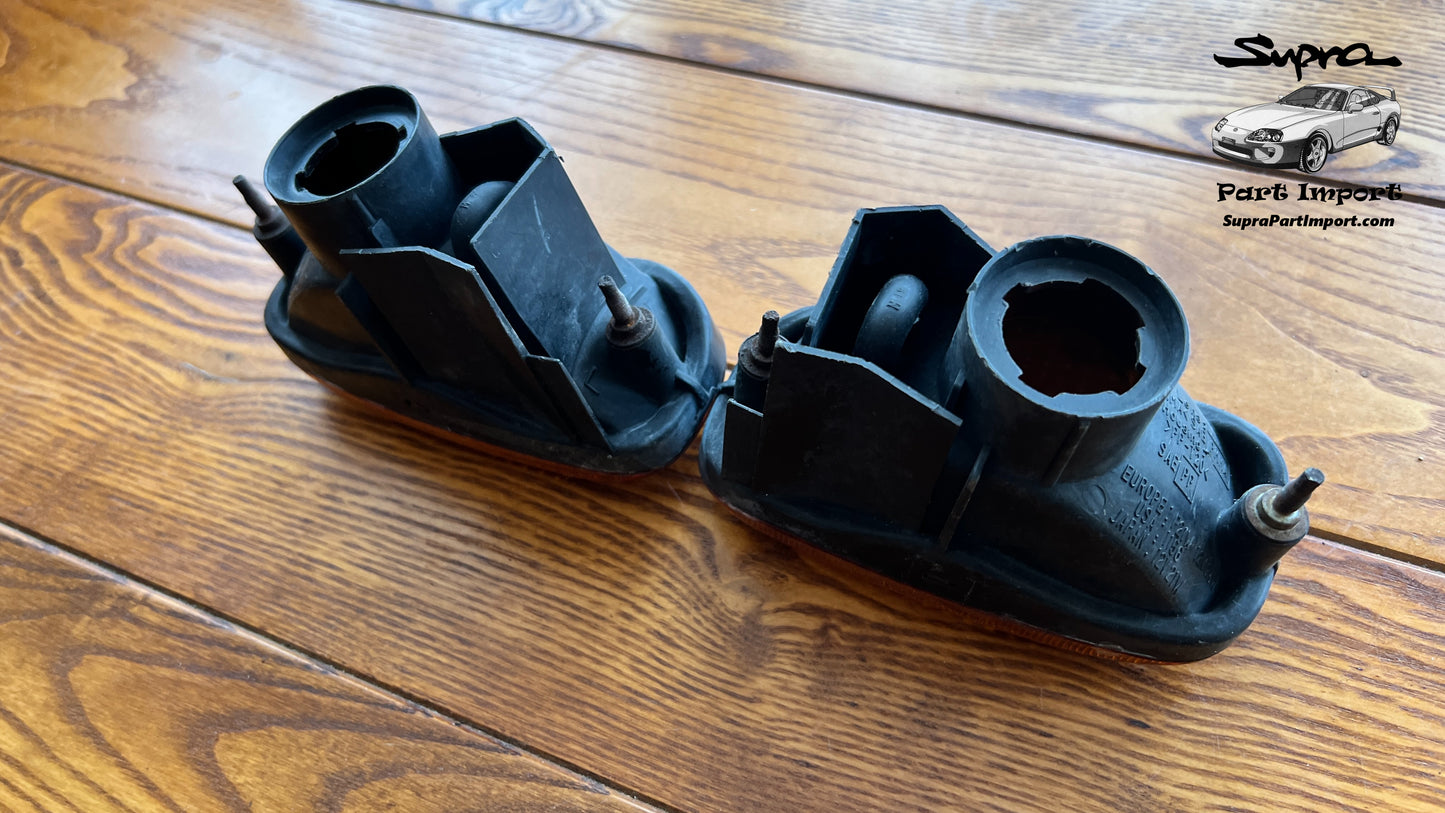 *DISCONTINUED, MINT* JZA80/MK4 Supra Genuine OEM LHD/RHD S1 Front Turn Signal Set (81511-14370 + 81521-14370)