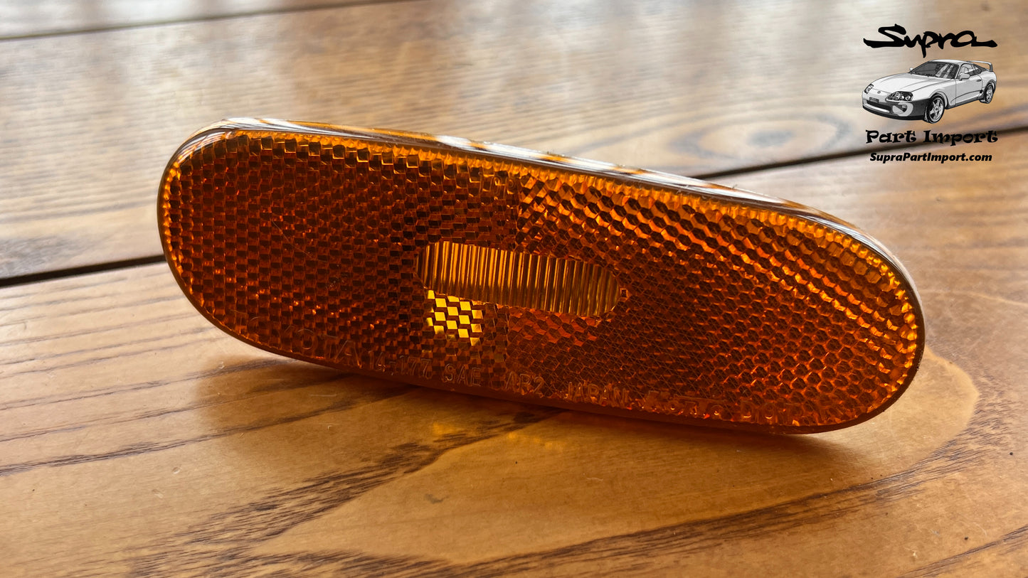 *MINT, DISCONTINUED* JZA80 Supra Genuine OEM Right Side Rear Side Marker Lamp Lens (81751-14070)